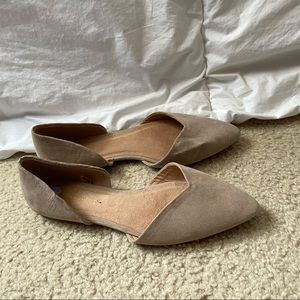 OPEN POINTY SUEDE FLATS